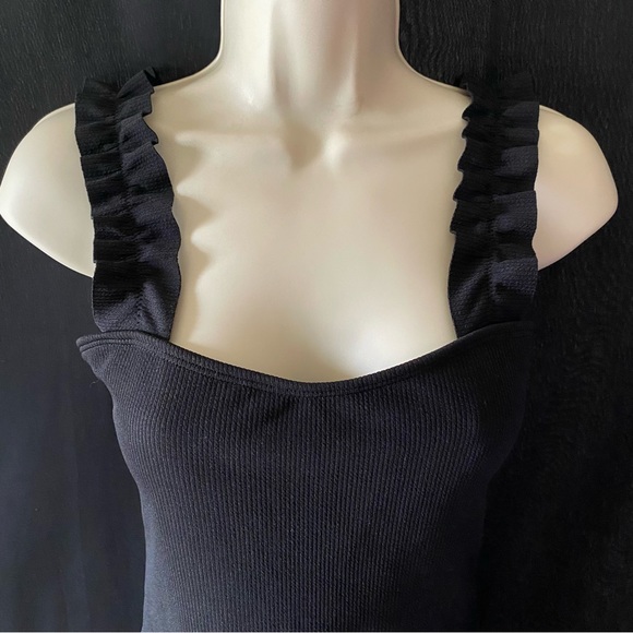 Sienna Black Ruffle Bikini - Picture 5 of 5